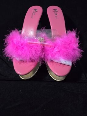 Mixx Shuz Hot Pink Feather Slide Heels